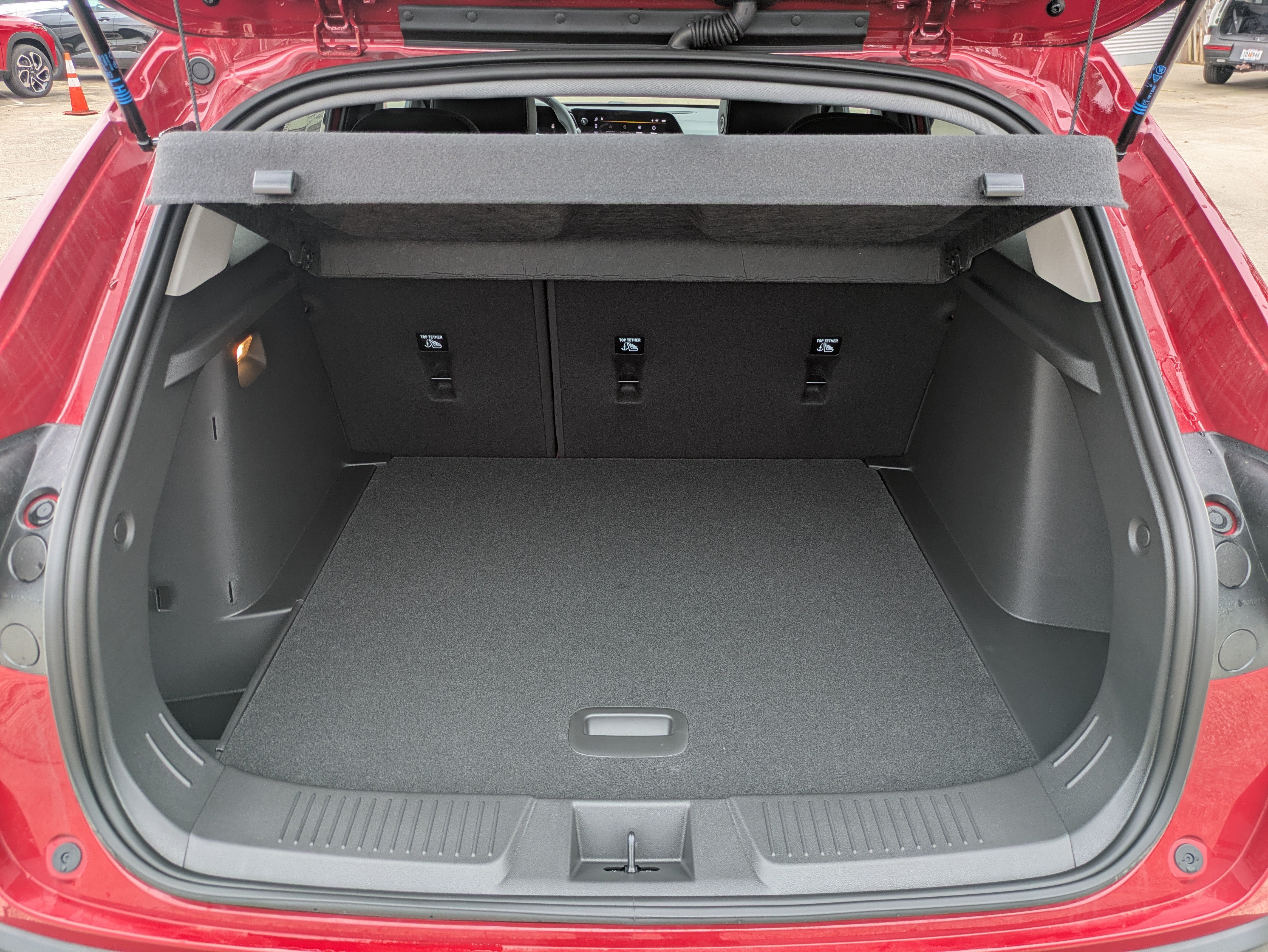 New 2026 Chevrolet Trax LT w/ Sunroof Package FWD image 7