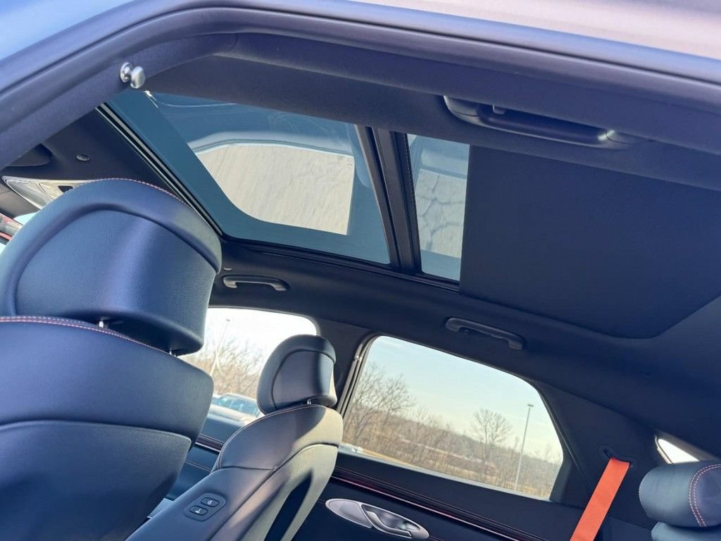 New 2026 Genesis GV70 2.5T Sport Prestige AWD/4WD image 8