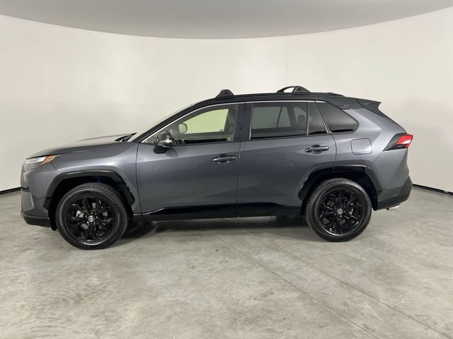 Used 2023 Toyota RAV4 XSE AWD/4WD image 5