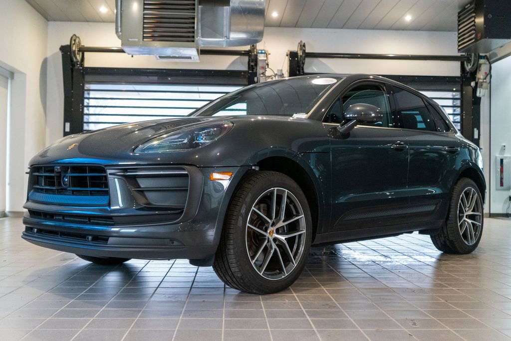 Certified 2025 Porsche Macan