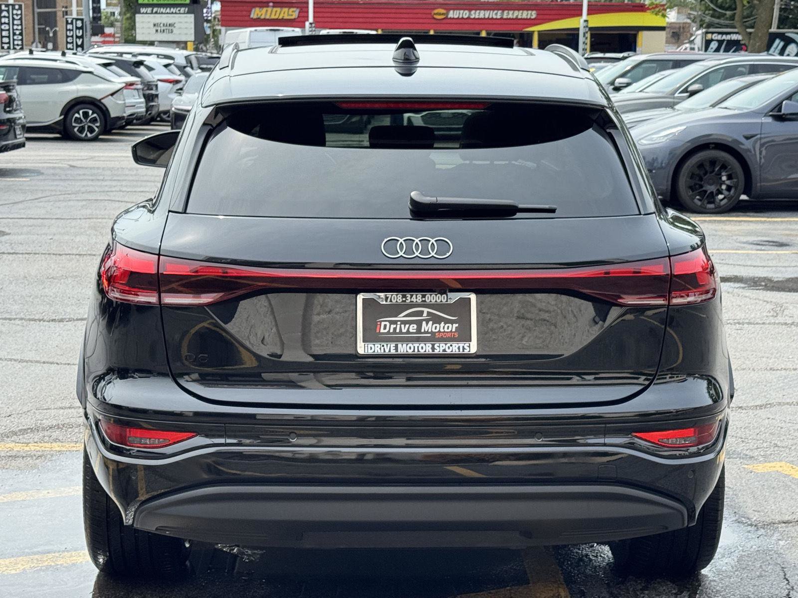 Used 2025 Audi Q6 e-tron Premium w/ Convenience Package RWD image 10