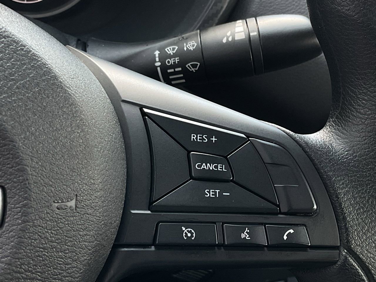 Used 2025 Nissan Sentra S image 23