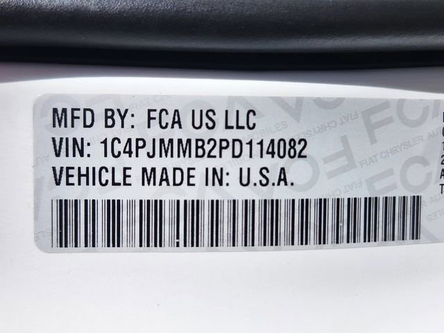 Used 2023 Jeep Cherokee Altitude Lux image 28