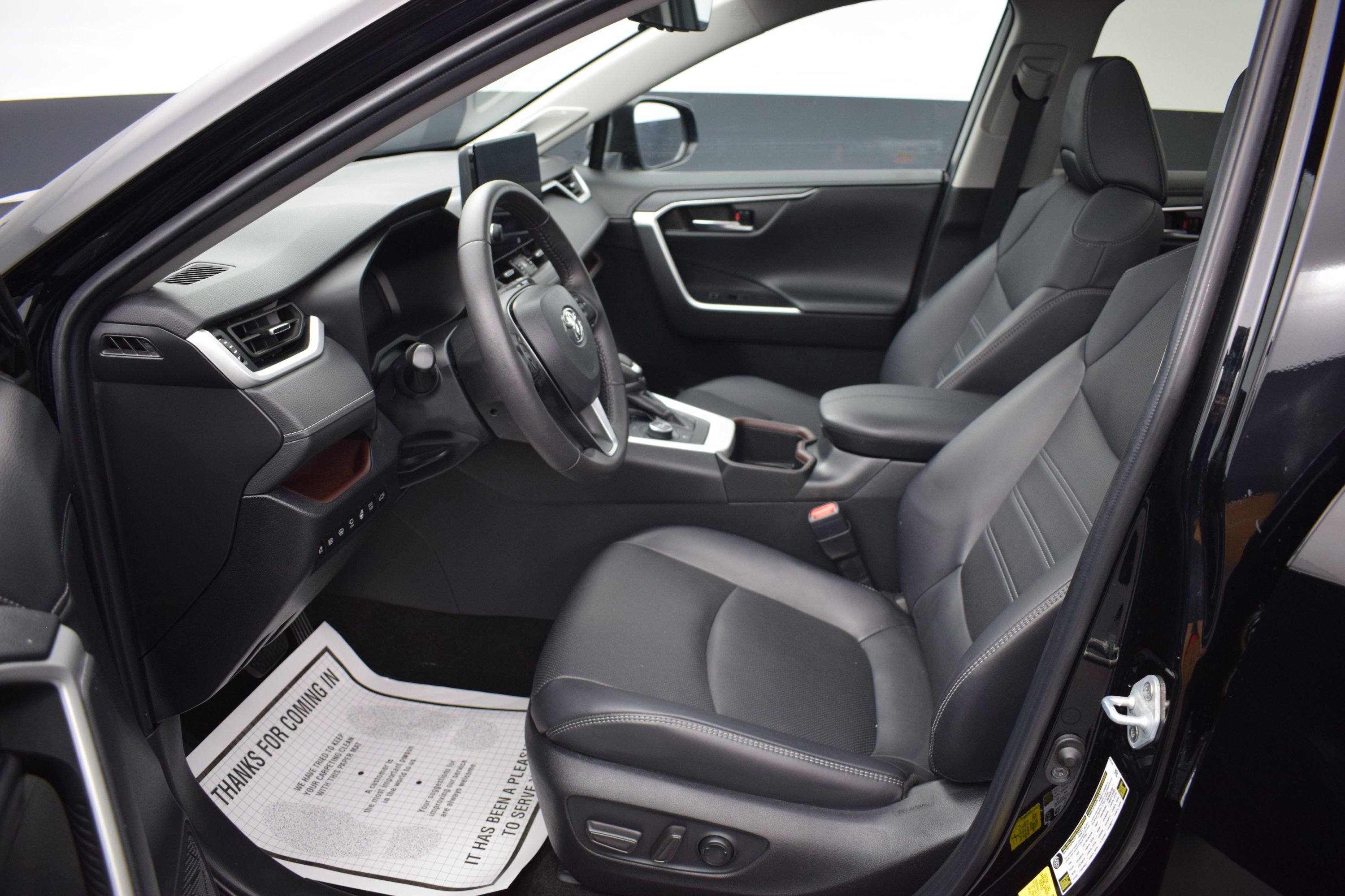 Used 2024 Toyota RAV4 Limited w/ Advanced Technology Package AWD/4WD image 16