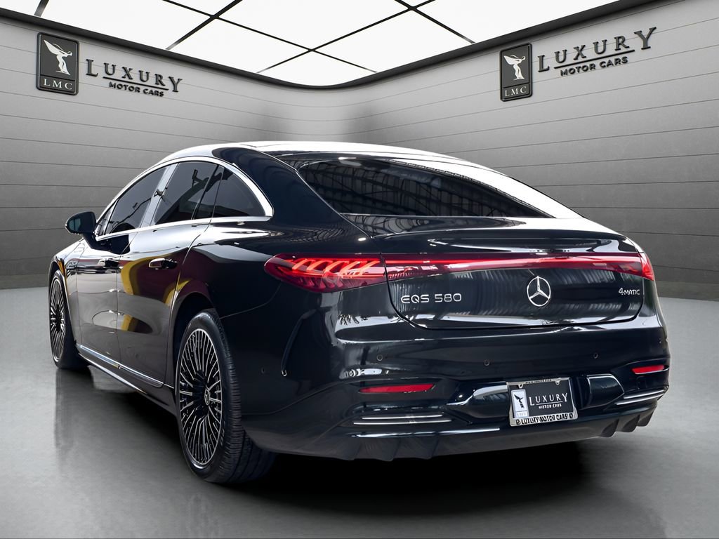Used 2022 Mercedes-Benz EQS 580 4MATIC Sedan w/ Pinnacle Trim Package image 6