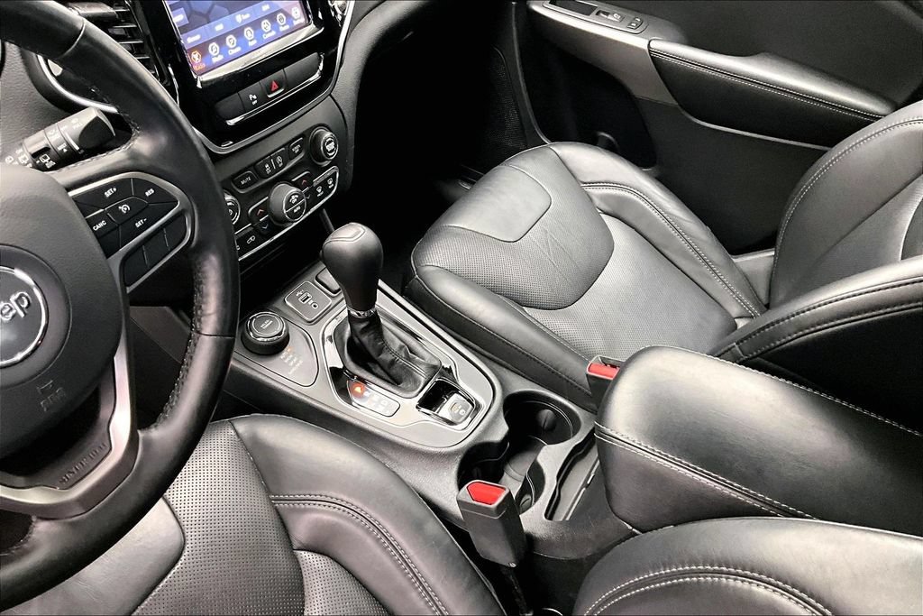 Used 2020 Jeep Cherokee Limited AWD/4WD image 14