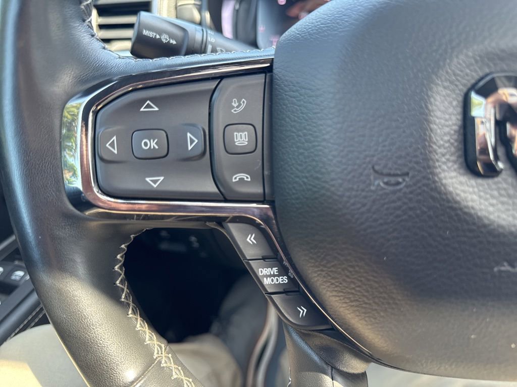 Used 2025 RAM 1500 Limited AWD/4WD image 18