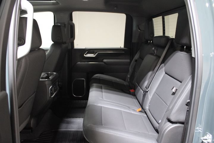 New 2026 Chevrolet Silverado 2500 LTZ w/ LTZ Plus Package AWD/4WD image 21