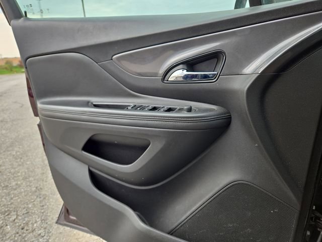 Used 2018 Buick Encore Preferred image 17