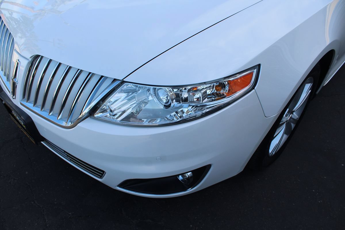 Used 2011 Lincoln MKS w/ 101A Rapid Spec Order Code FWD image 10