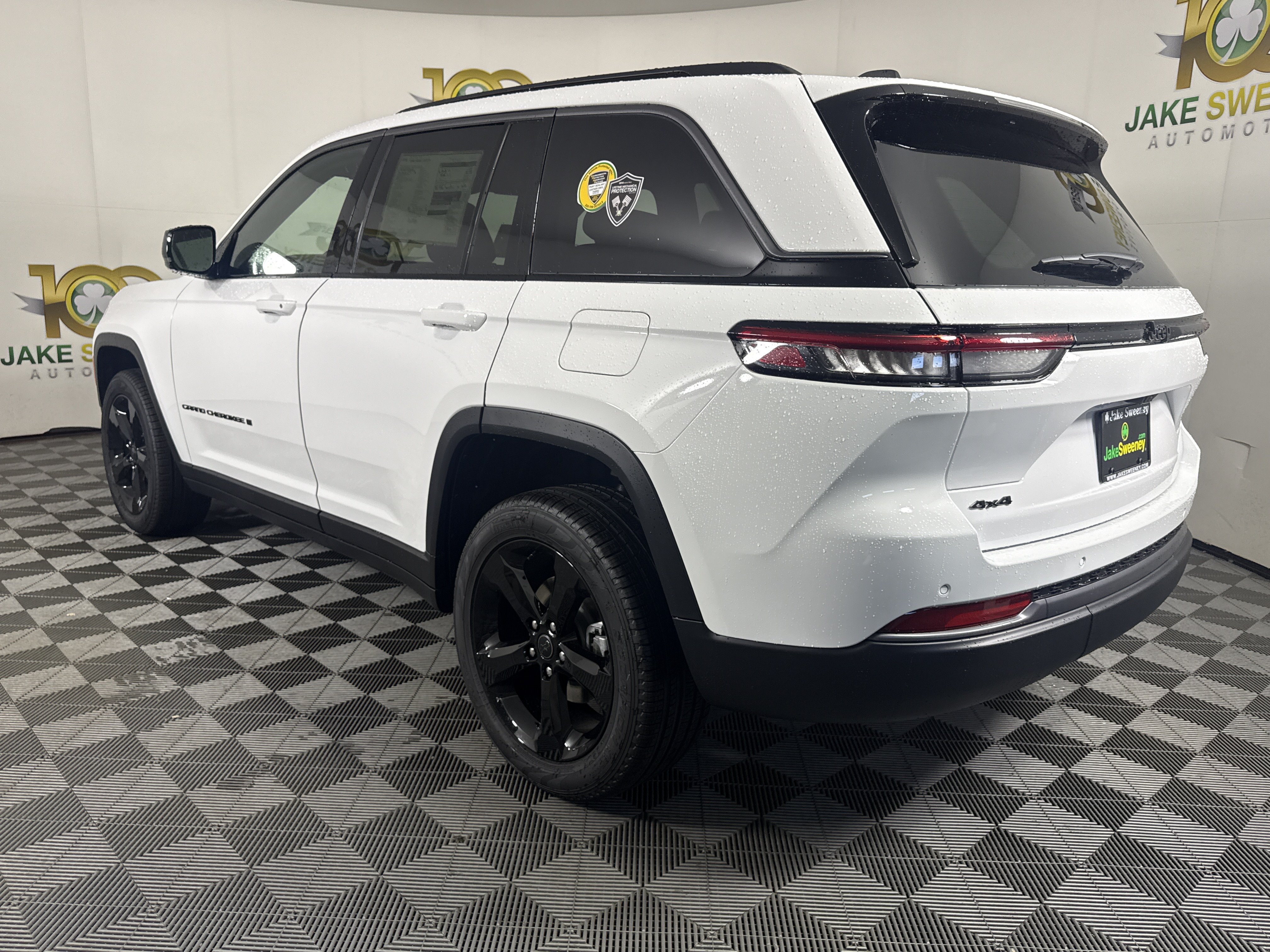 New 2027 Jeep Grand Cherokee Limited AWD/4WD image 6