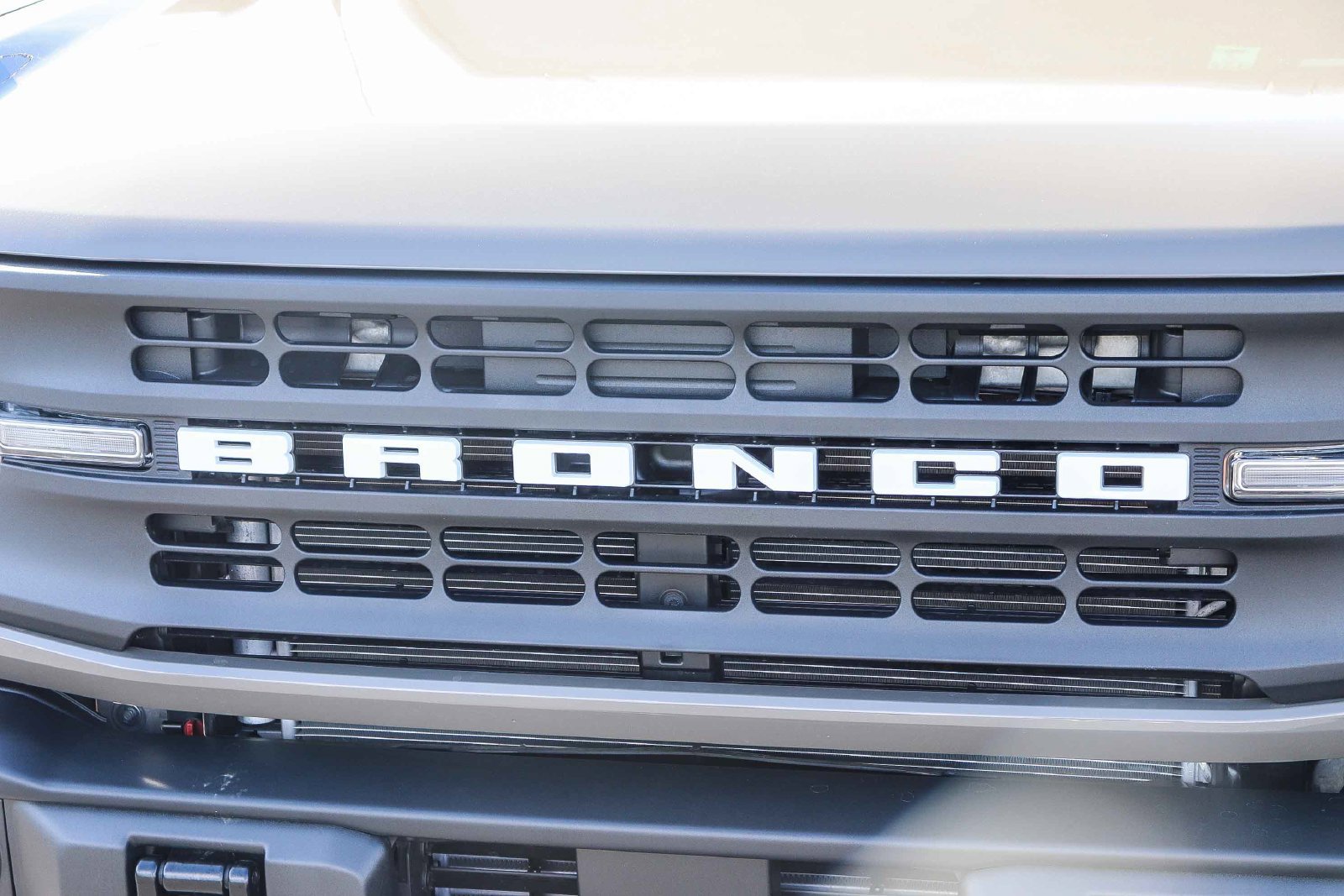 New 2026 Ford Bronco Big Bend w/ Black Diamond Package AWD/4WD image 11