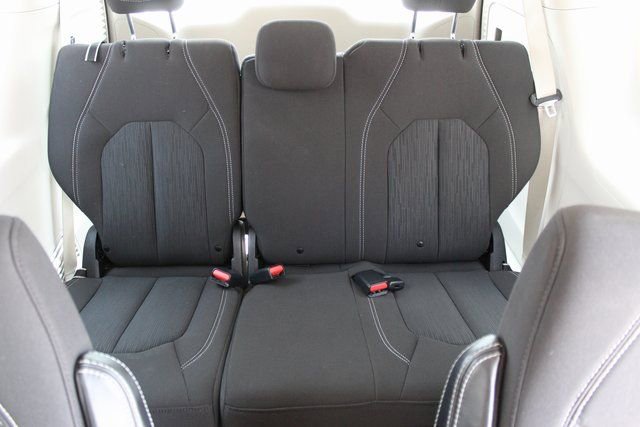Used 2021 Chrysler Voyager LX image 13