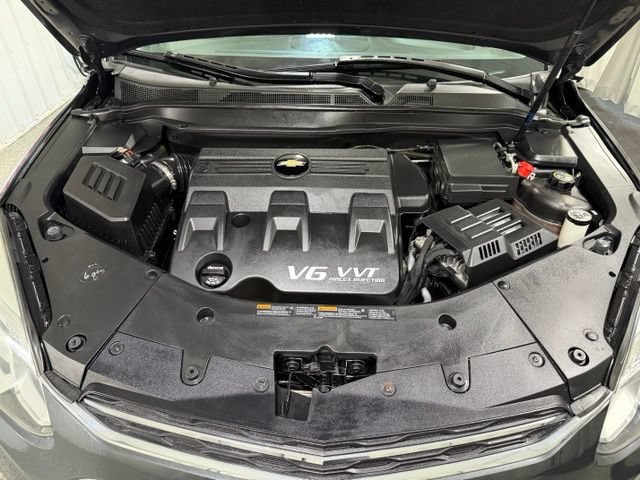 Used 2017 Chevrolet Equinox Premier w/ Enhanced Convenience Package AWD/4WD image 27