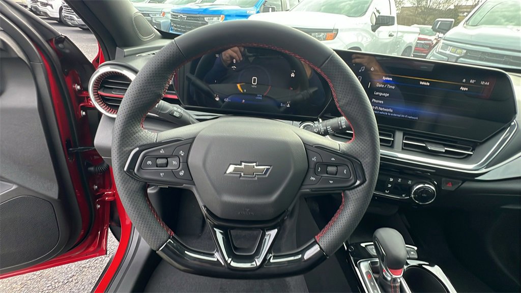 New 2026 Chevrolet Trax RS w/ Sunroof Package image 20