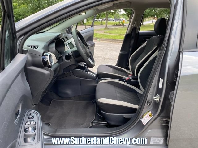 Used 2021 Nissan Versa SV FWD image 14
