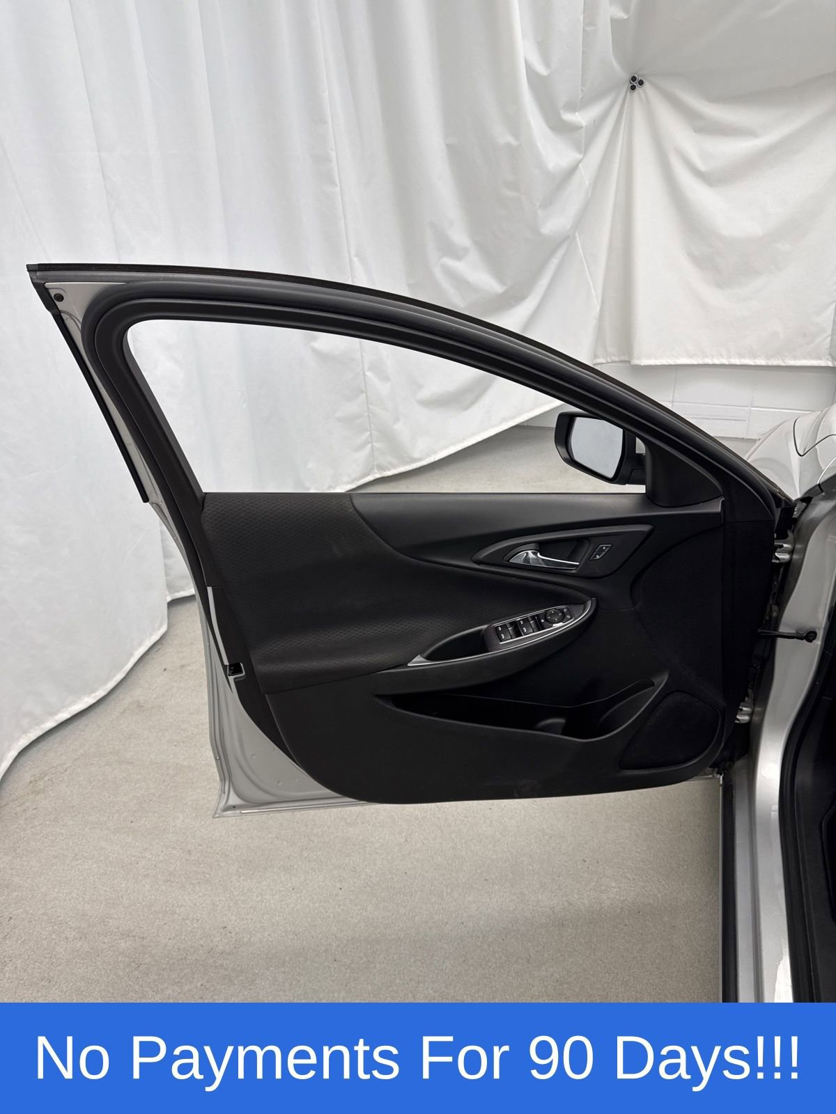 Used 2022 Chevrolet Malibu LT FWD image 12