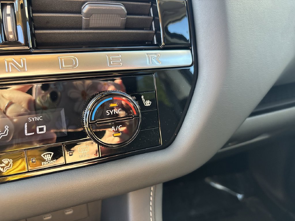 New 2026 Nissan Pathfinder SV AWD/4WD image 29