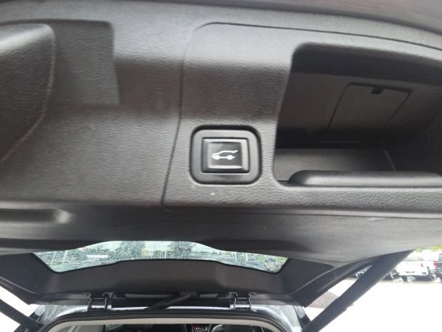 Used 2020 GMC Acadia AT4 w/ LPO, Floor Liner Package AWD/4WD image 57