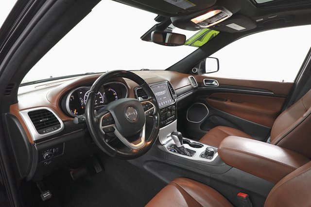 Used 2021 Jeep Grand Cherokee Summit w/ Platinum Series Group image 18