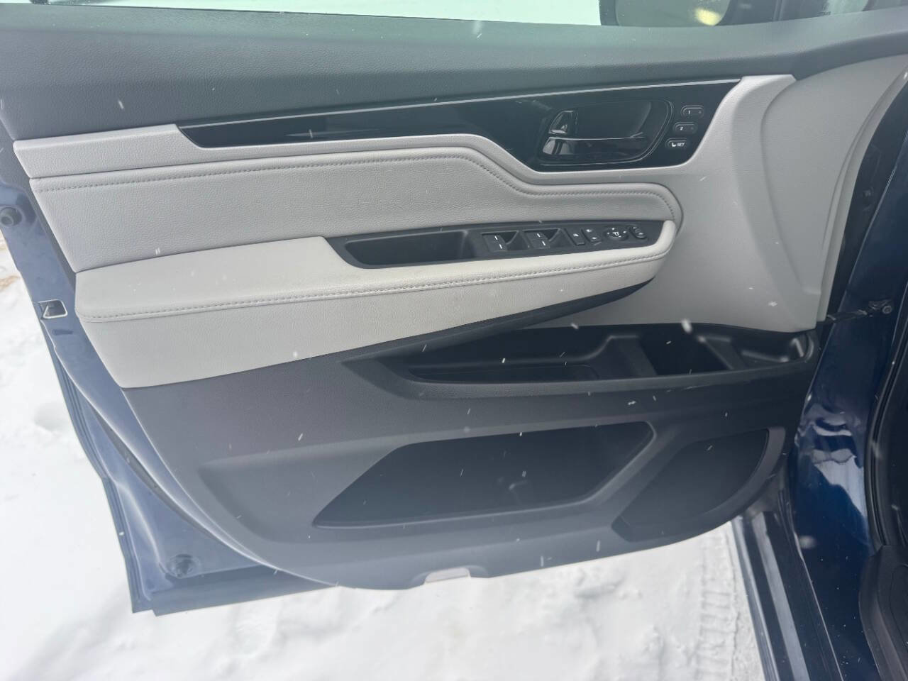 Used 2021 Honda Odyssey Touring image 41