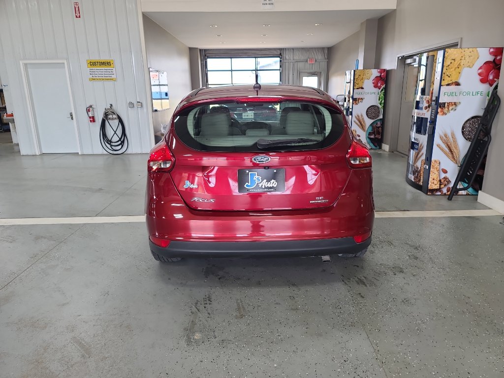 Used 2016 Ford Focus SE image 5