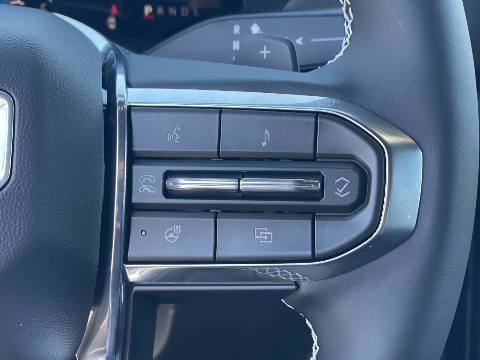 New 2026 GMC Acadia Denali w/ Super Cruise Package image 12