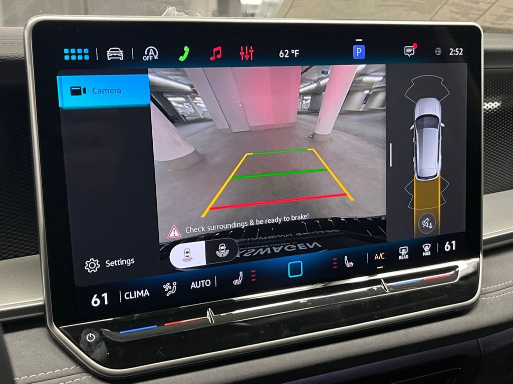 New 2026 Volkswagen Tiguan SE R-Line AWD/4WD image 32