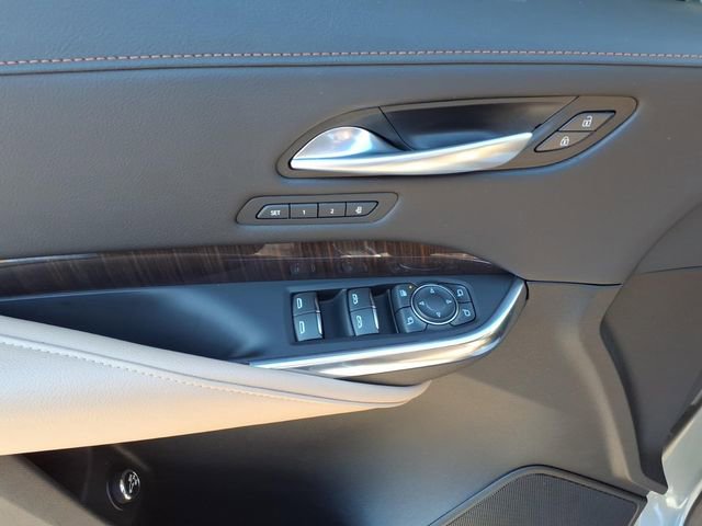 Used 2025 Cadillac XT4 Premium Luxury w/ Technology Package image 14