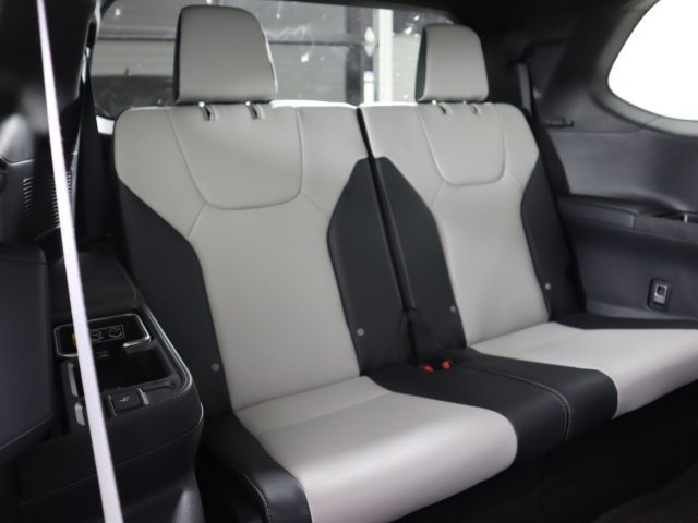 New 2026 Lexus TX 500h AWD w/ Technology Package image 24