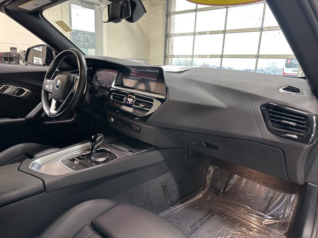 Used 2022 BMW Z4 sDrive30i w/ Convenience Package image 23