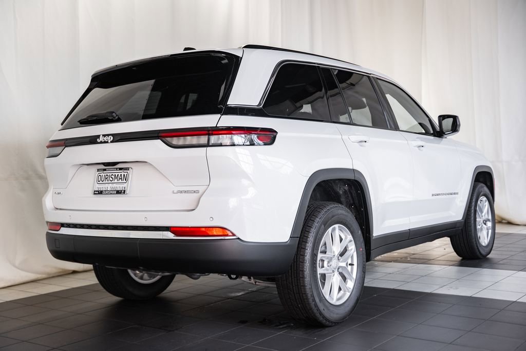 New 2025 Jeep Grand Cherokee Laredo X w/ Luxury Tech Group I image 4