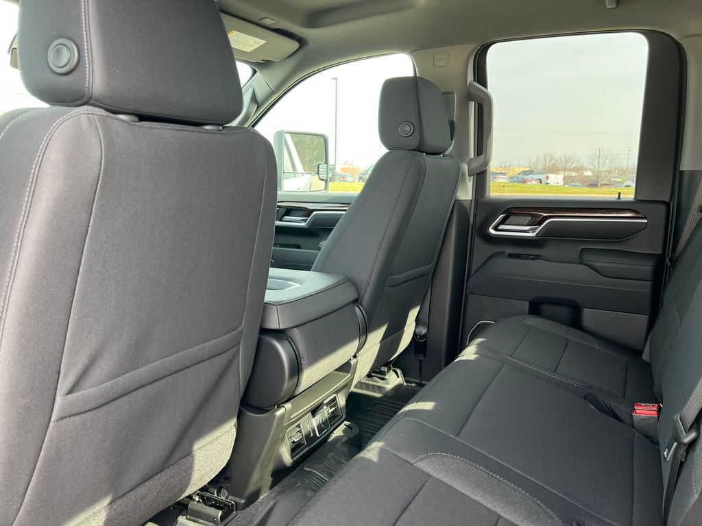 New 2026 GMC Sierra 2500 SLE w/ SLE Value Package; AWD/4WD image 36