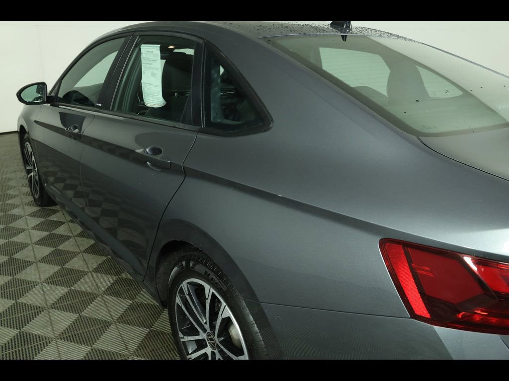 Used 2025 Volkswagen Jetta Sport FWD image 15
