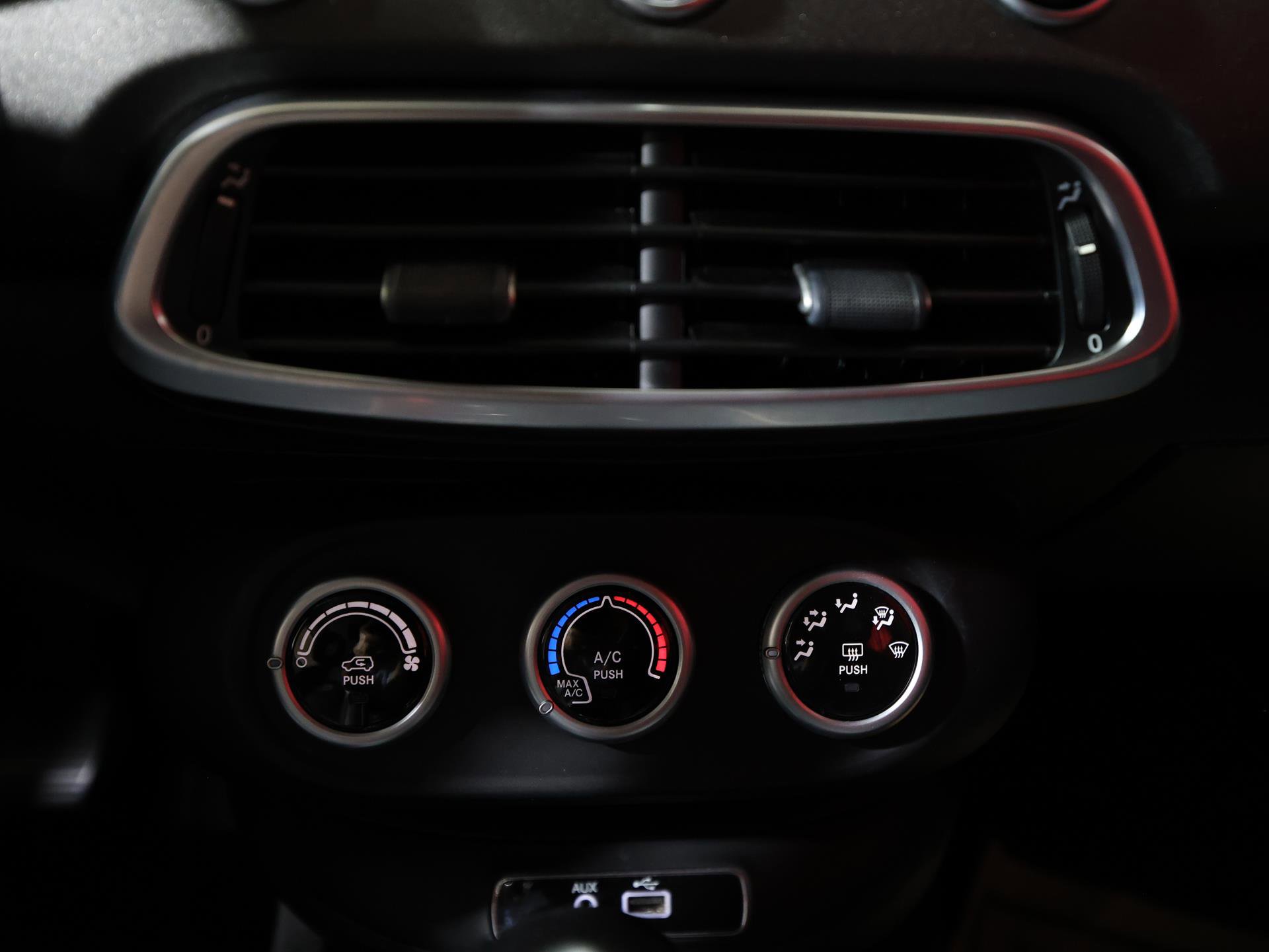 Used 2017 FIAT 500X Trekking image 19