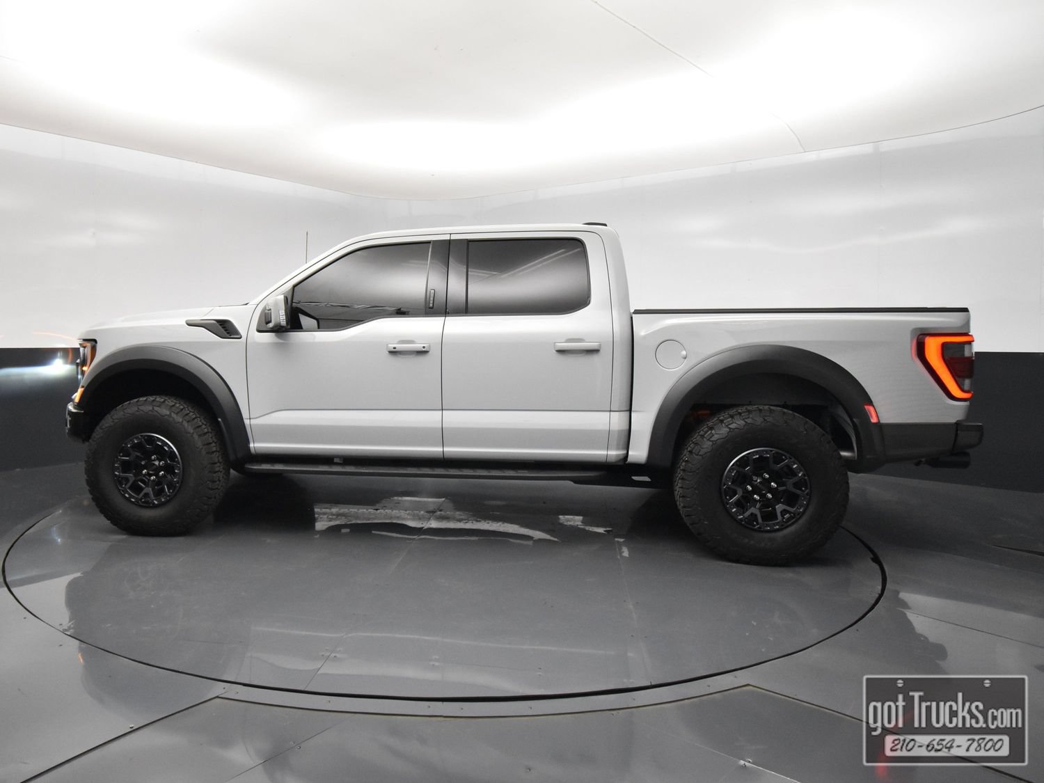 Used 2023 Ford F150 Raptor w/ Raptor Carbon Fiber Package AWD/4WD image 3