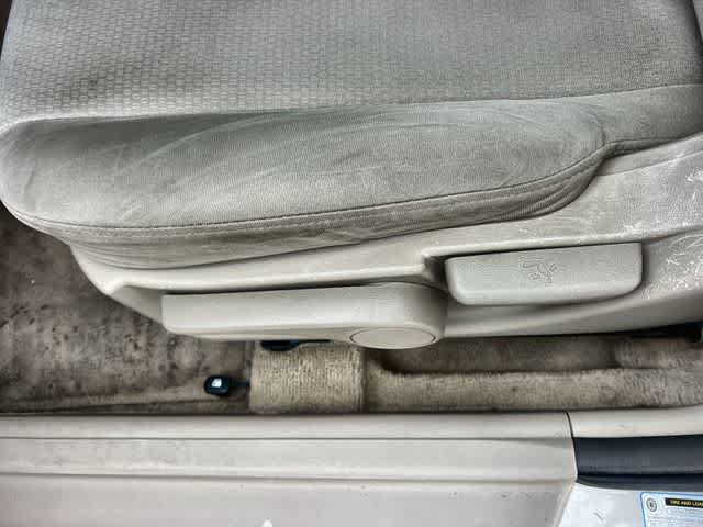 Used 2008 Hyundai Elantra Sedan FWD image 29