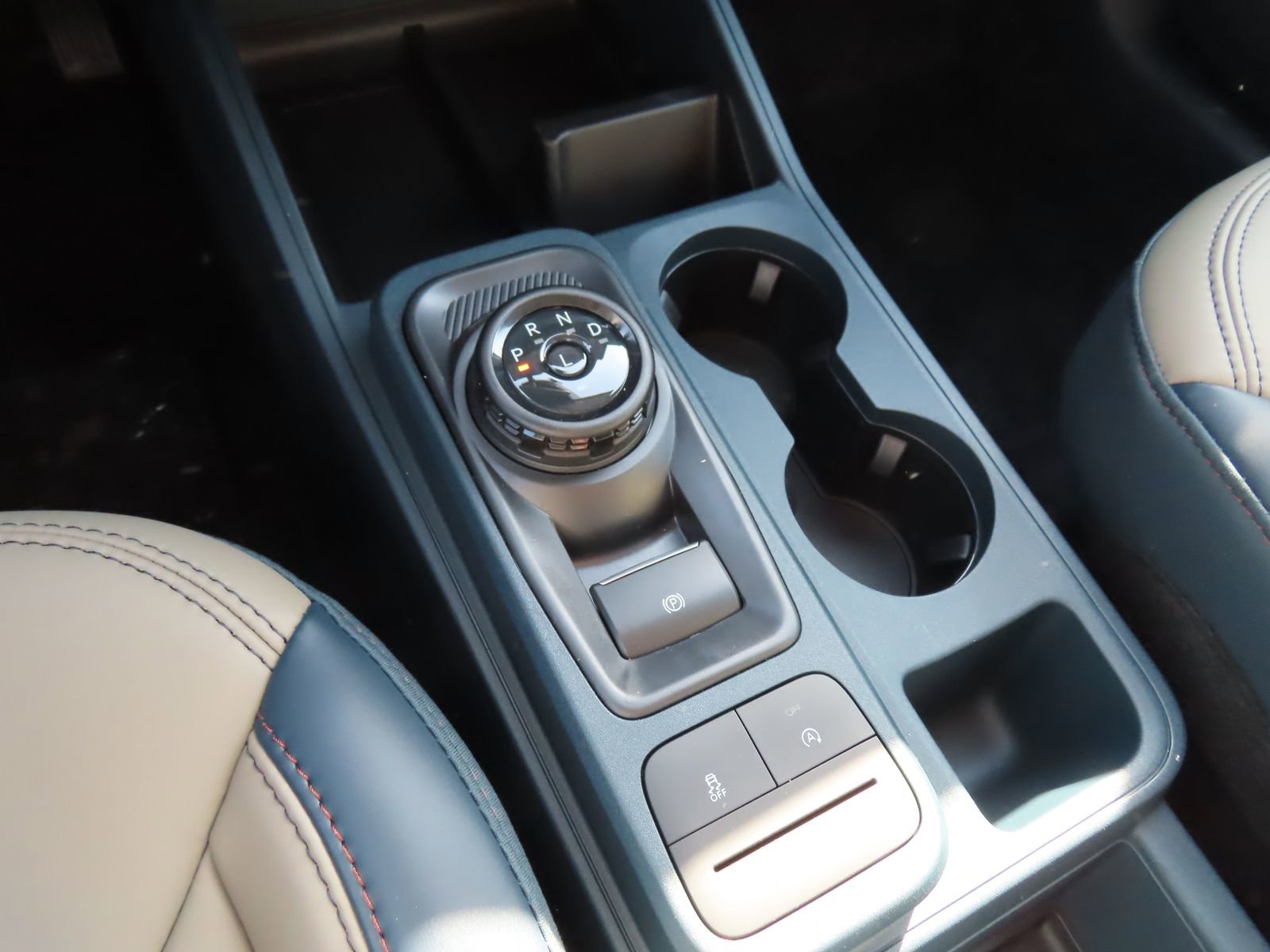 New 2026 Ford Maverick Lariat AWD/4WD image 15