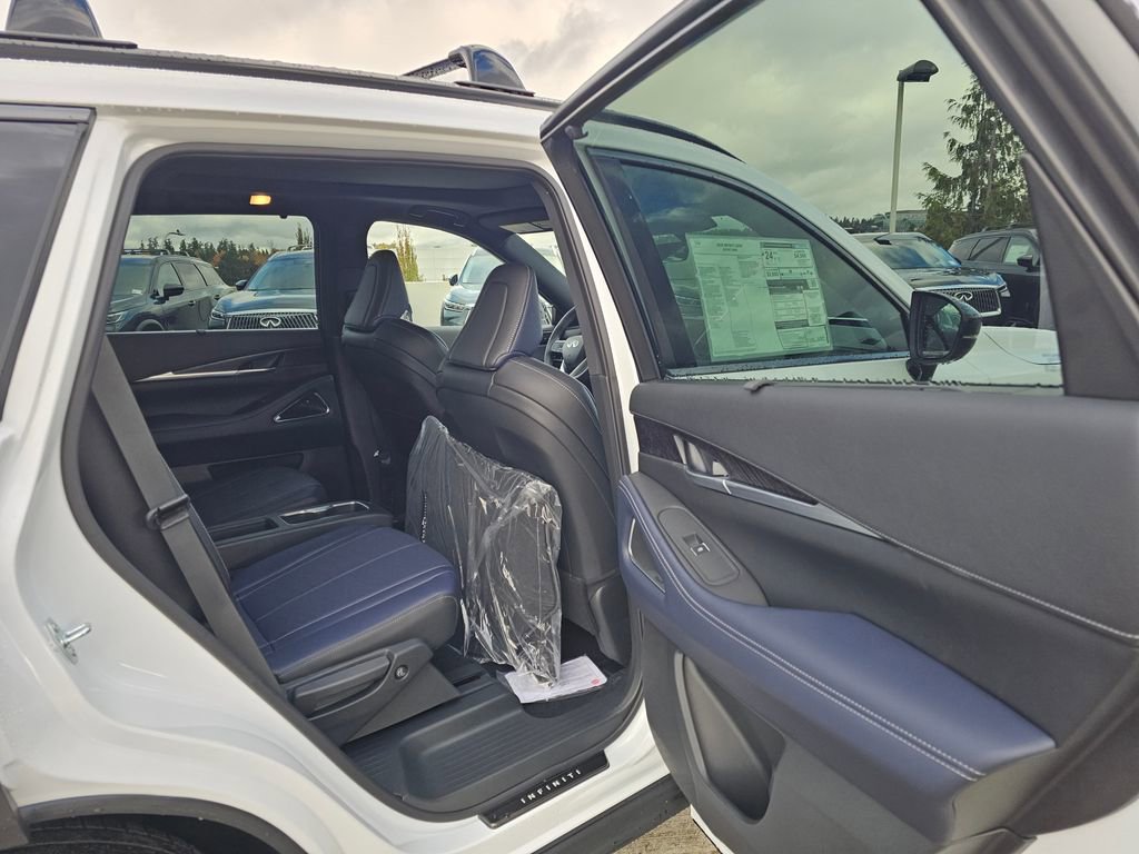 New 2026 INFINITI QX60 Sport image 14