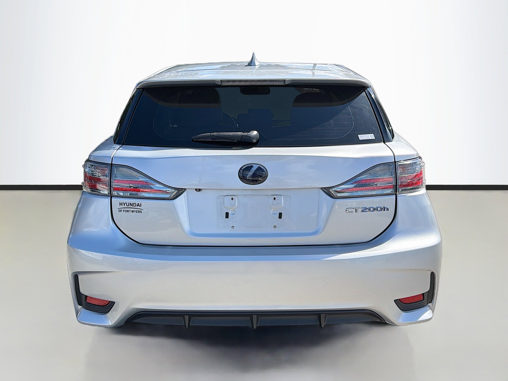 Used 2015 Lexus CT 200h w/ Navigation Package image 4