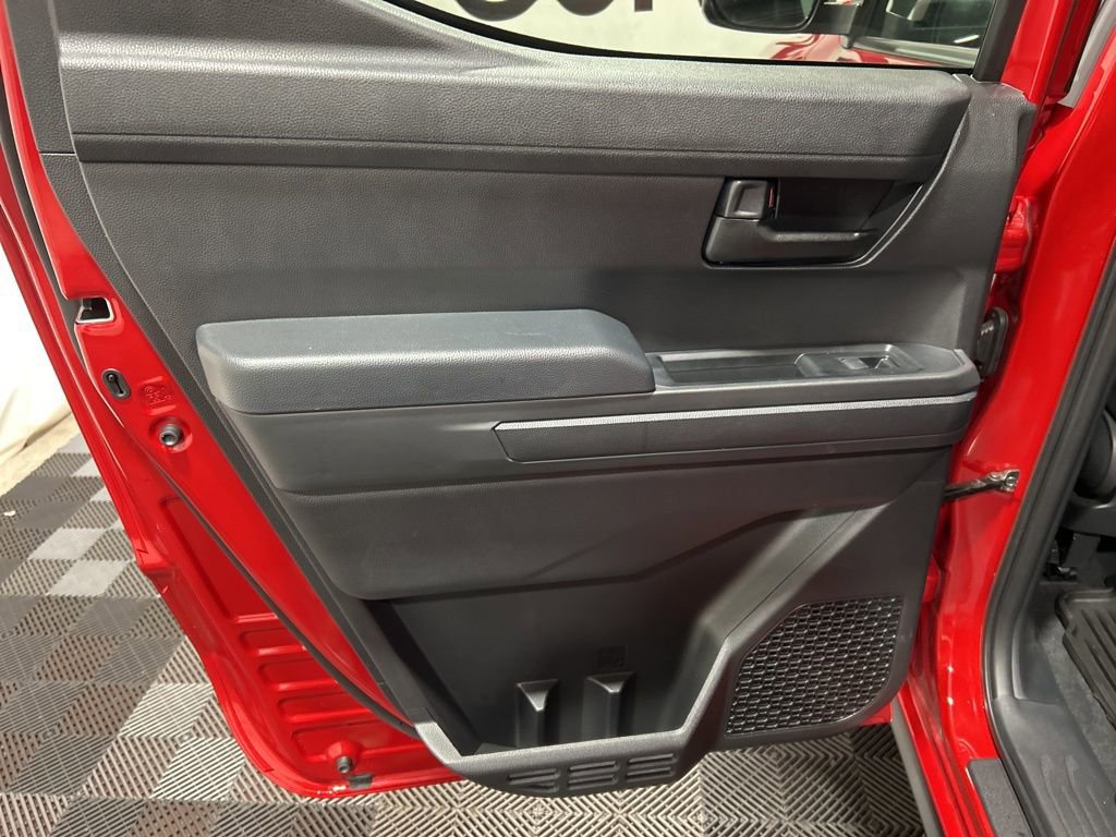 Used 2025 Toyota Tacoma SR5 image 18