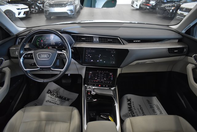 Used 2024 Audi Q8 e-tron Premium Plus AWD/4WD image 24