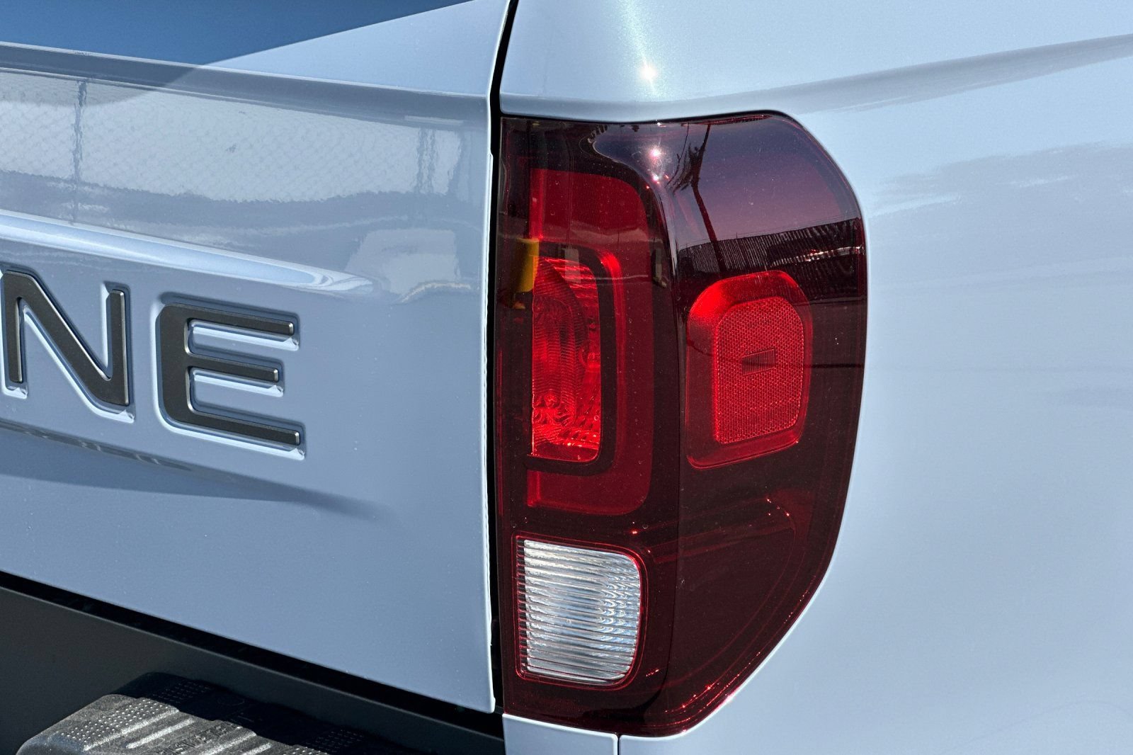 New 2026 Honda Ridgeline Black Edition image 28