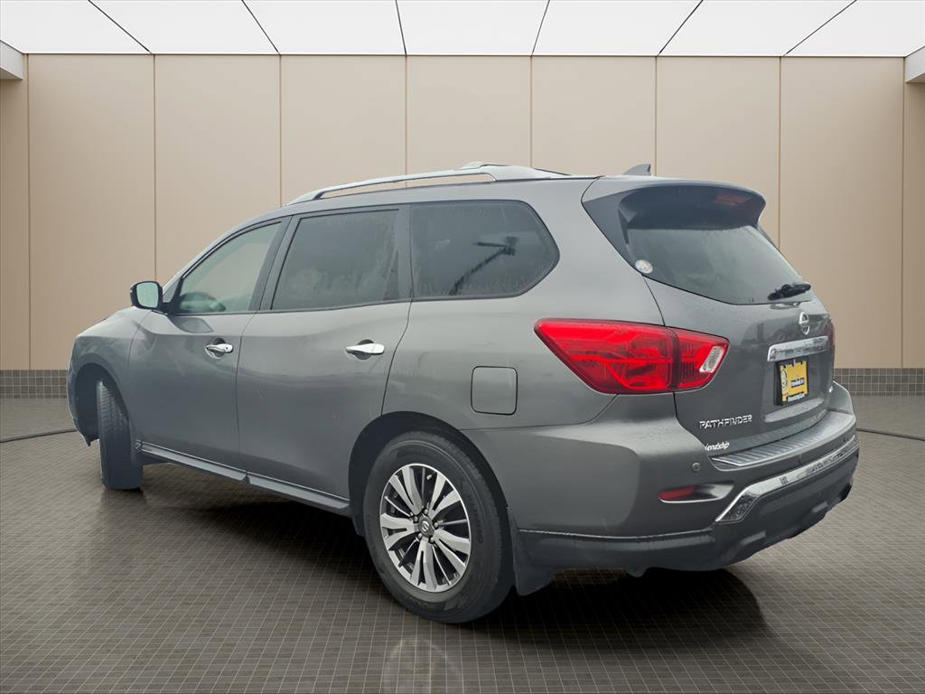 Used 2020 Nissan Pathfinder S image 9