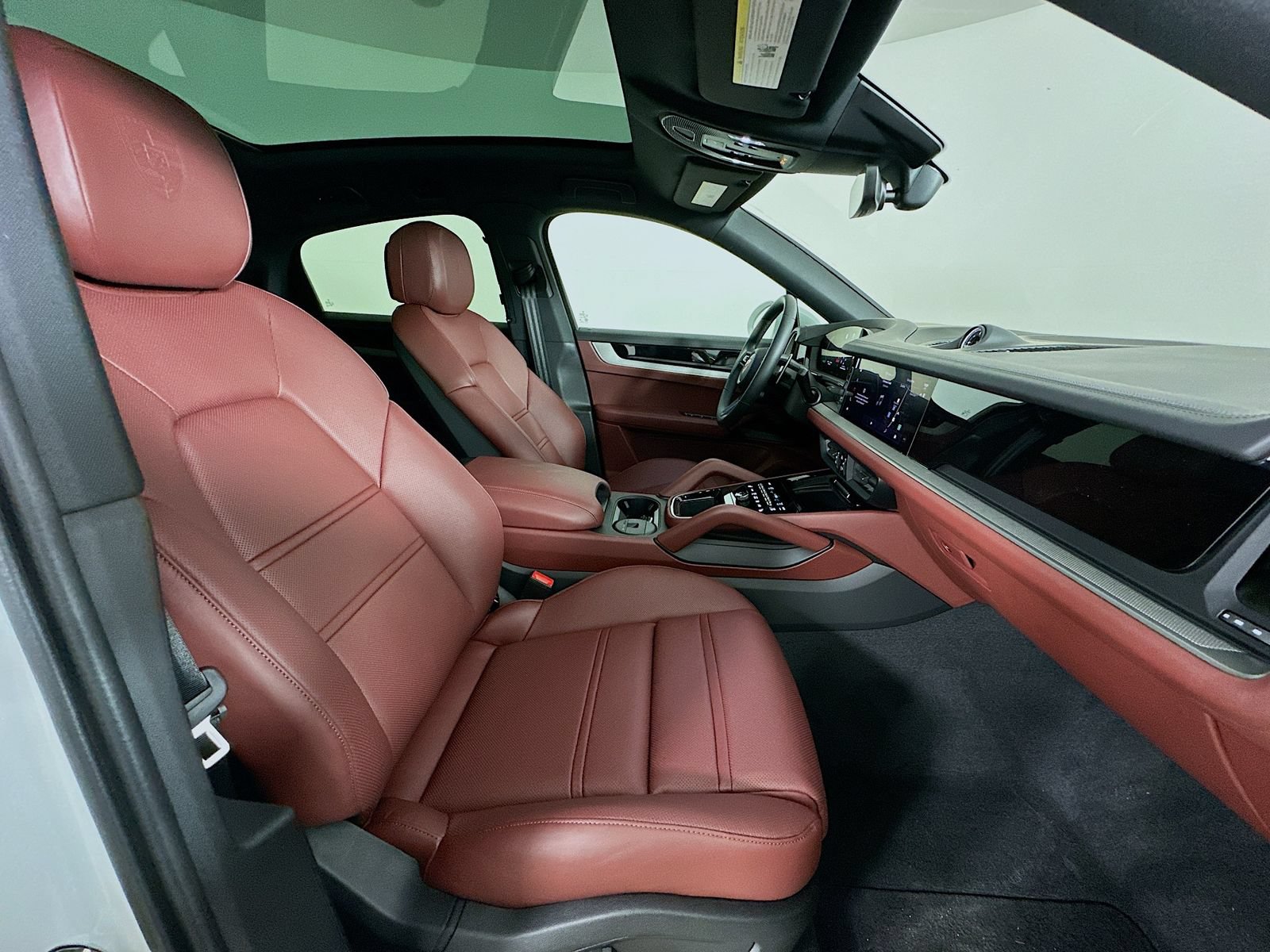 New 2026 Porsche Cayenne Coupe AWD/4WD image 43