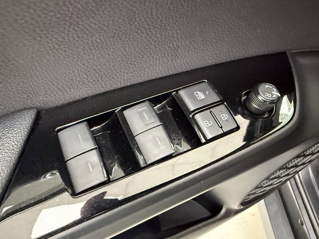 Used 2019 Toyota Prius Limited image 28