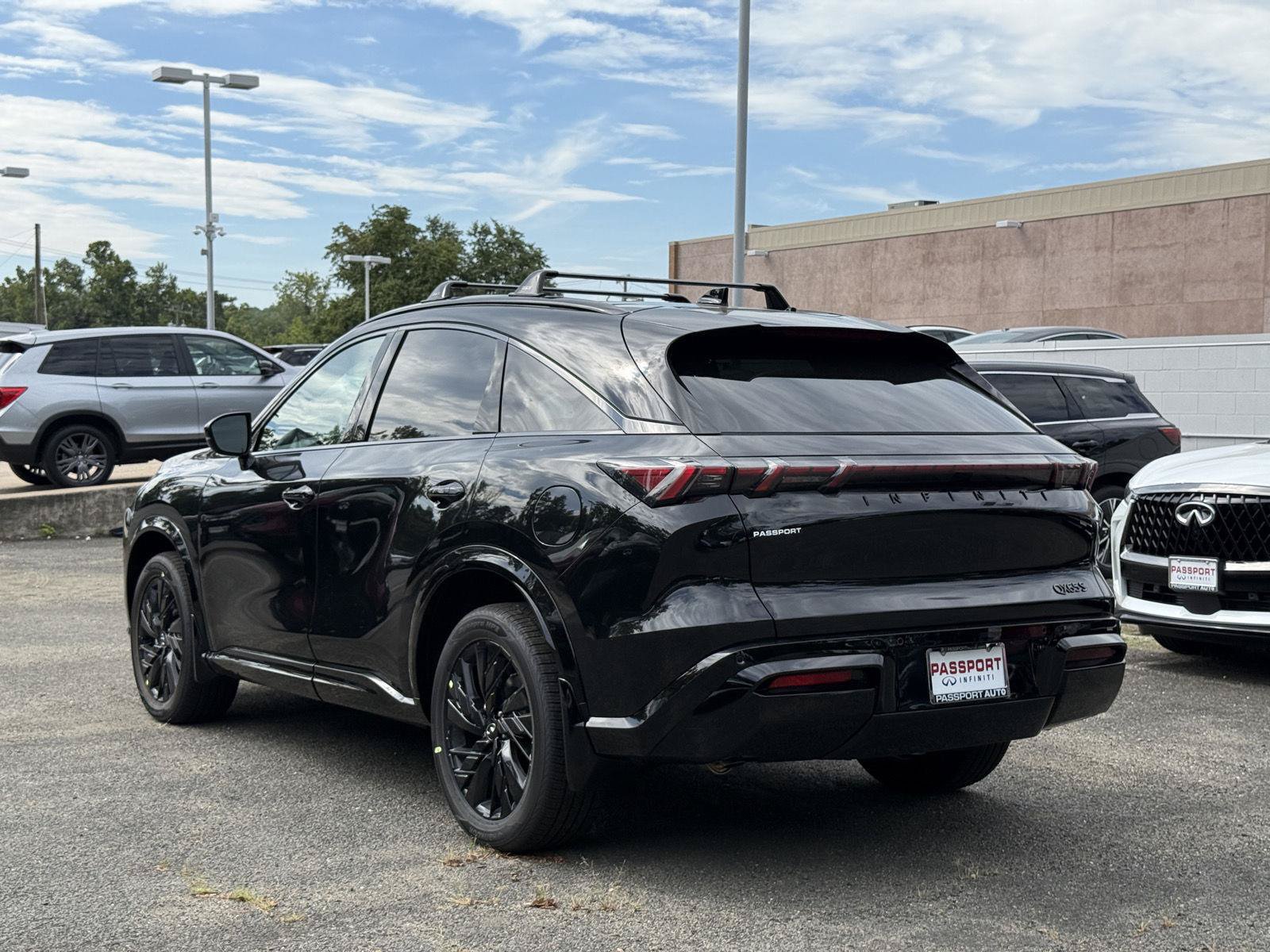 New 2027 INFINITI QX65 Sport w/ Cargo Package AWD/4WD image 4