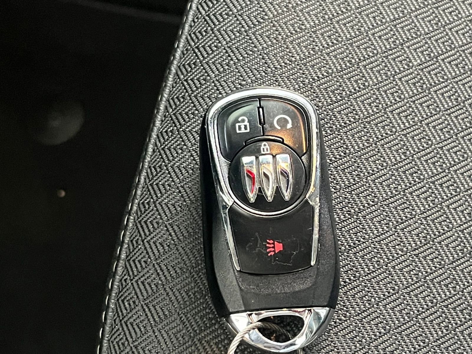 Used 2025 Buick Encore GX Preferred image 22