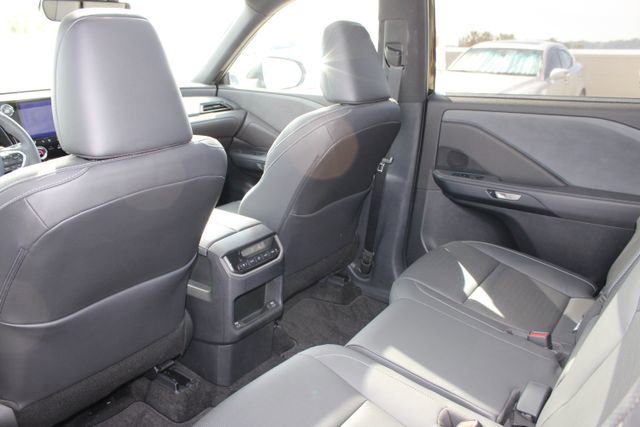 Certified 2025 Lexus TX 350 FWD w/ Technology Package image 9