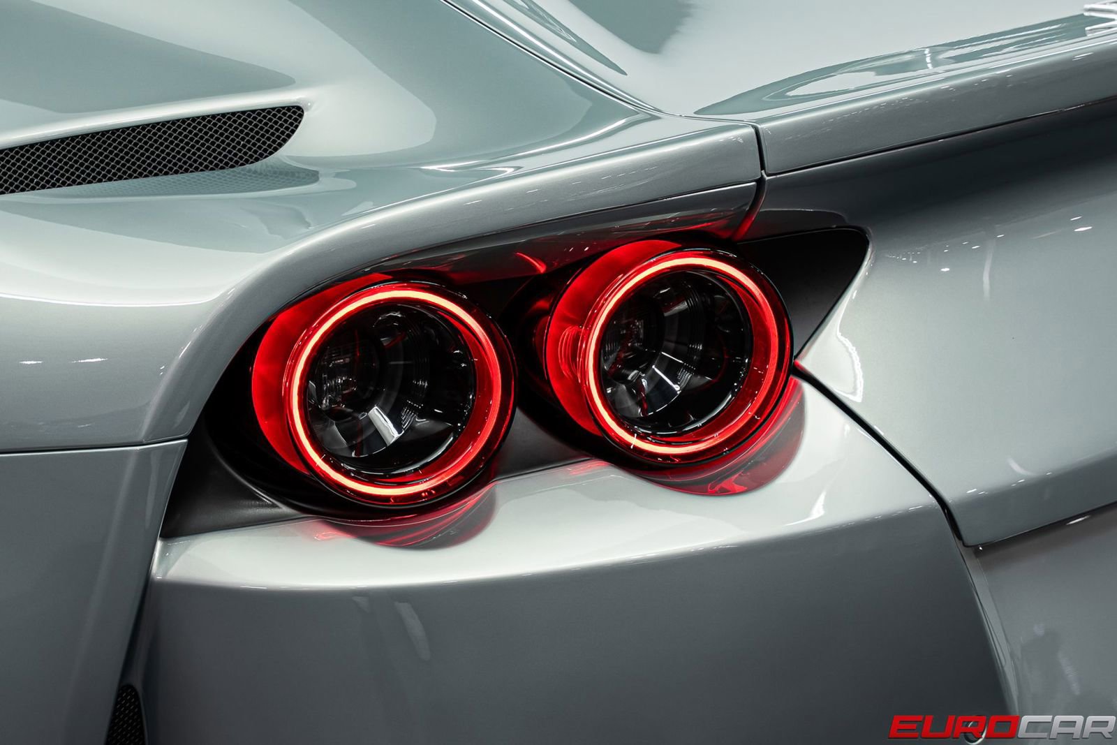 Used 2022 Ferrari 812 GTS RWD image 24